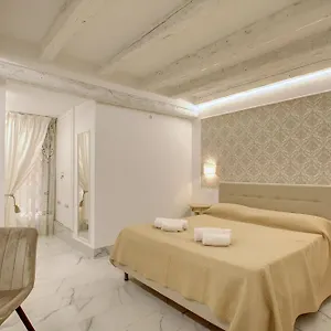Apartament Newarsenale-a Venetian Dream- 10 Min To St.marco, Wenecja